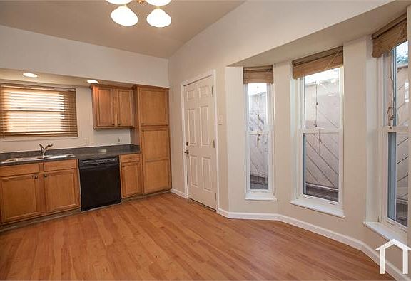 3rd image of 4210 Archdale Dr