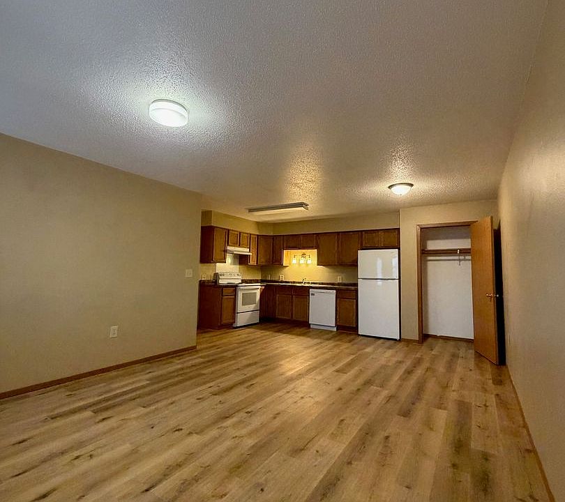 1st image of 1012 13th St #18