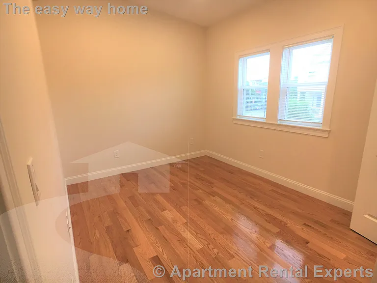 63 Temple St #1 — Photo 15