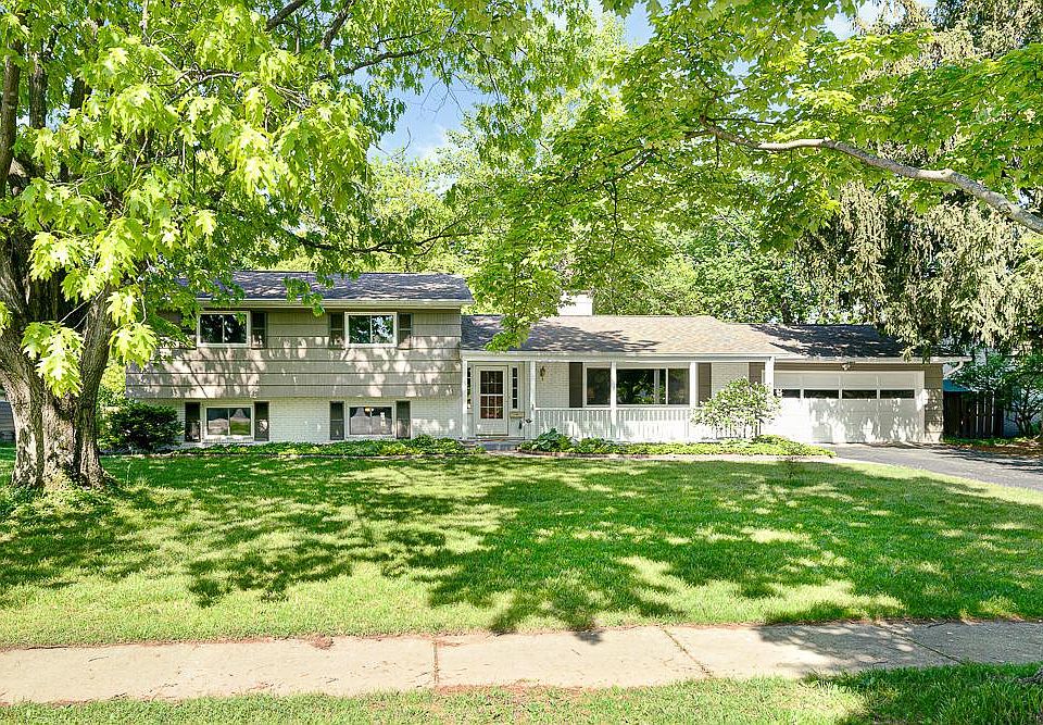 1st image of 2803 Pickwick Dr
