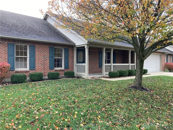 1874 Willow Lakes Dr, Springfield, OH 45502