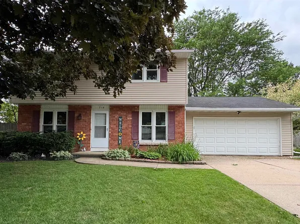 718 Heyden Ln, Green Bay, WI 54301
