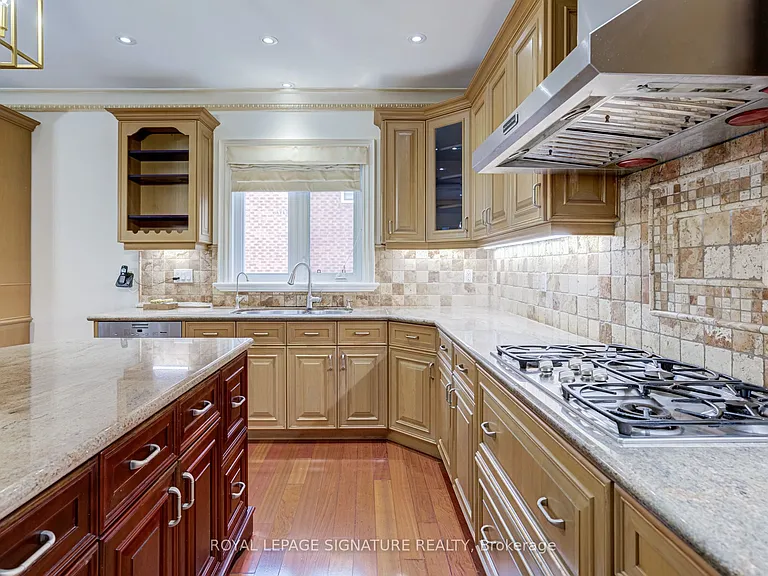 38 Pinemeadow Dr — Photo 18