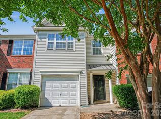 3915 Glenlea Commons Dr, Charlotte, NC 28216