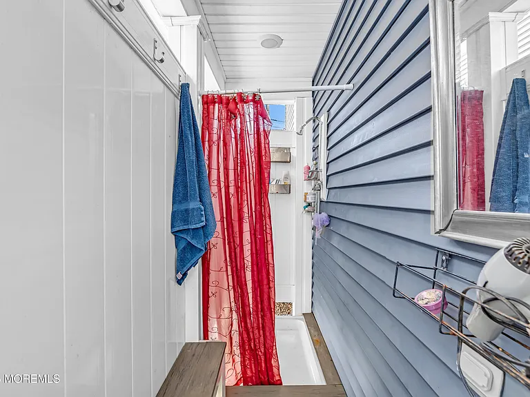 306 Ocean Park Ave — Photo 30