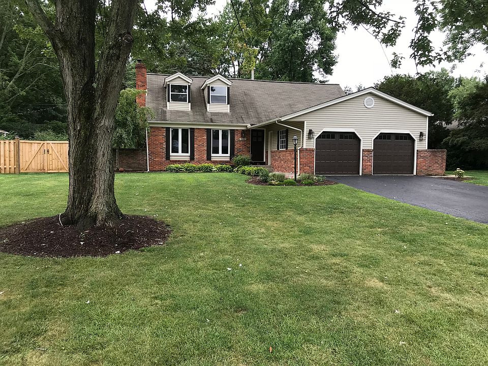1st image of 3681 Darbyshire Dr