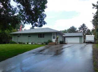 709 120th Ave NE, Blaine, MN 55434