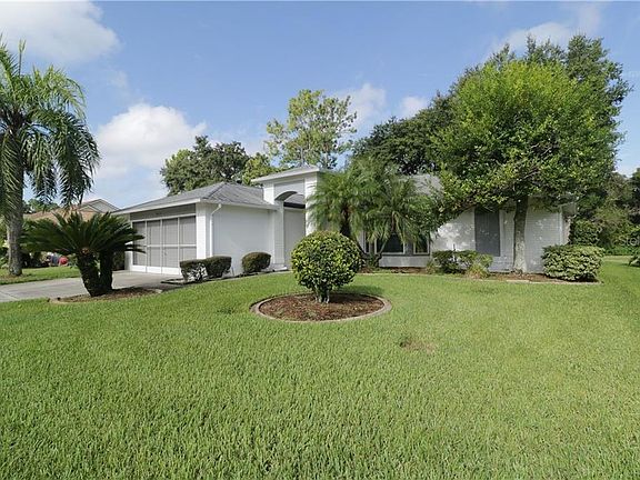 4th image of 9715 Oakwood Hills Ct