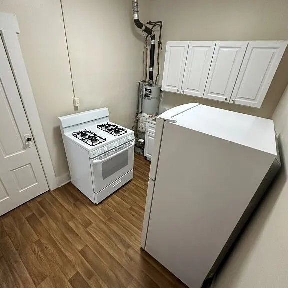 22546 Main St #2 — Photo 3