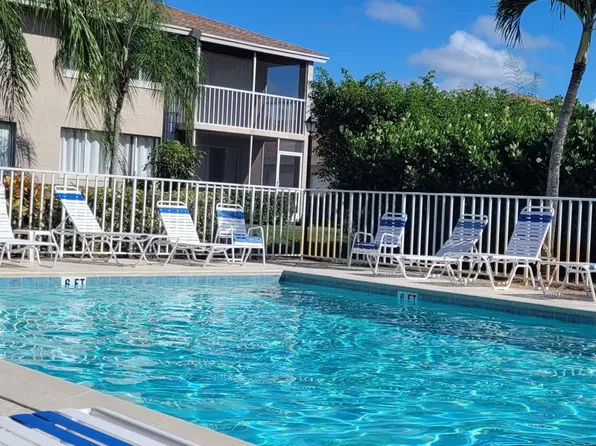 232 Pebble Beach Blvd, Naples, FL