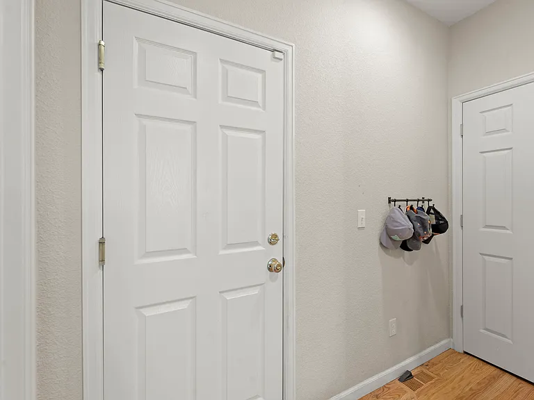 5521 Cross Creek Dr — Photo 18