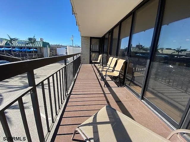 935 Ocean Ave #207 — Photo 18