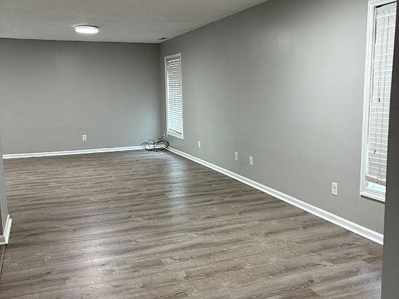 2nd image of 4246 Redonda Ln