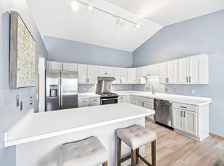6108 Creek Line Dr, Minnetonka, MN 55345