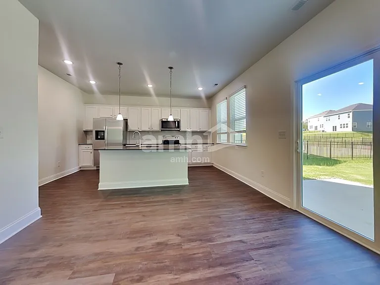 11217 Callahorn Dr — Photo 5
