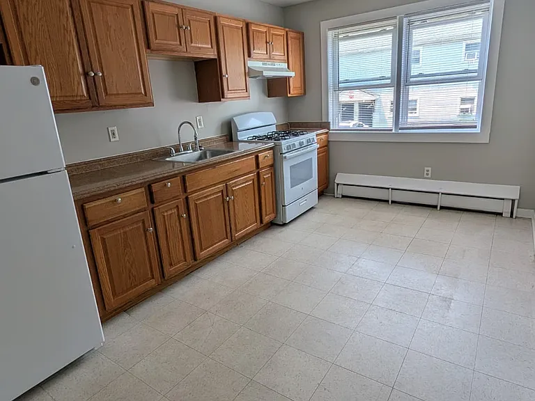 118 Fulton St #118 — Photo 2