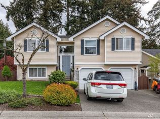 20209 10th Ave SE, Bothell, WA 98012