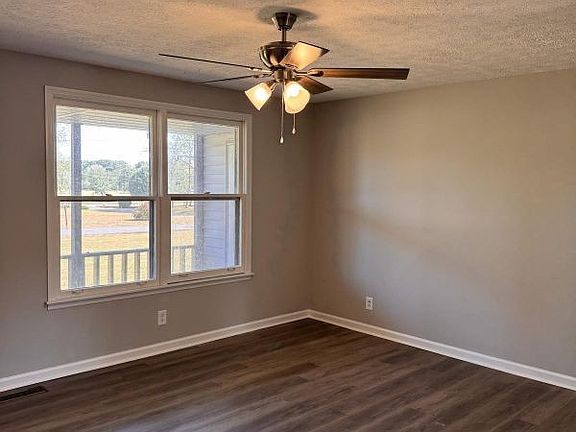 4th image of 5470 Stacy Springs Rd