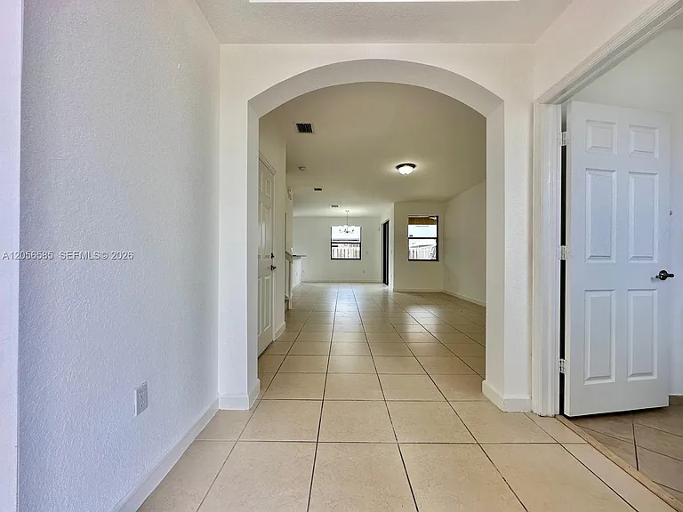 11240 SW 239th St — Photo 10