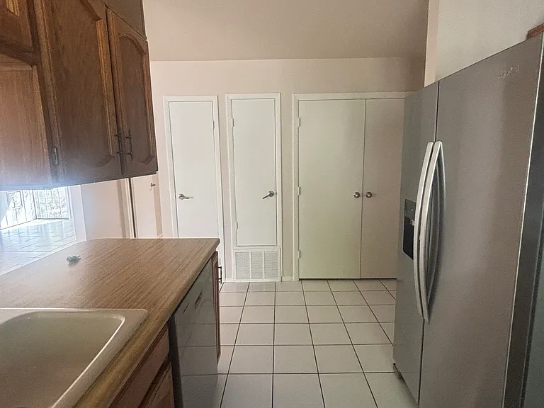 16618 E Ashbrook Dr #B — Photo 11