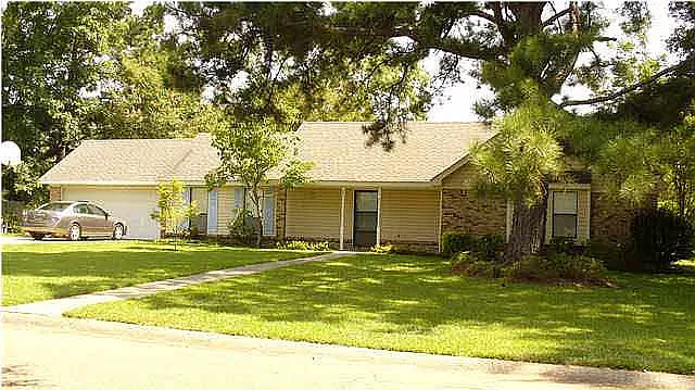 209 Timberline Dr — Photo 1