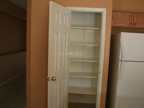 4th image of 9161 Autumn Mist Ct