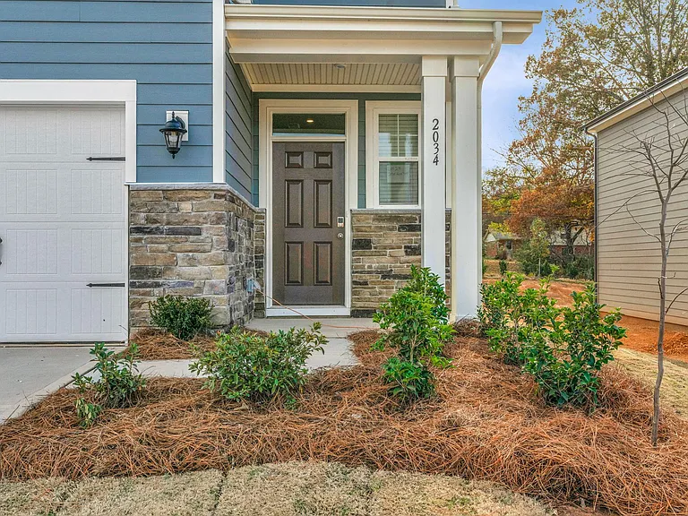 2034 Blue Sky Meadows Dr — Photo 4