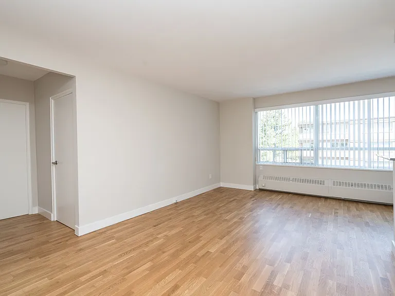 265 Russell Hill Rd — Photo 3