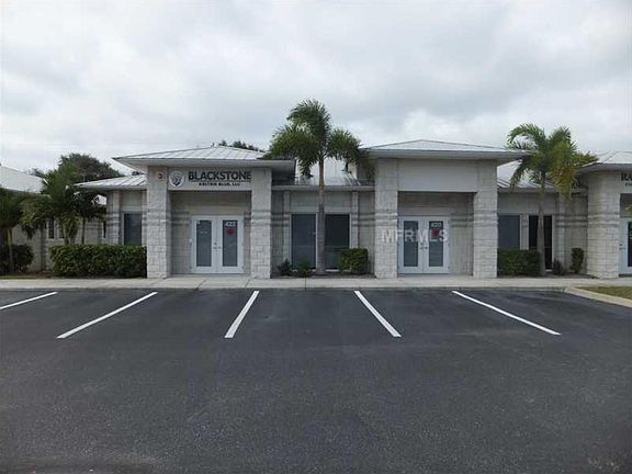 4th image of 422 S Tamiami Trl #1