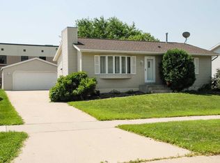 2326 48th St NW, Rochester, MN 55901