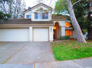 8008 Gladmar Ct, Elk Grove, CA 95758