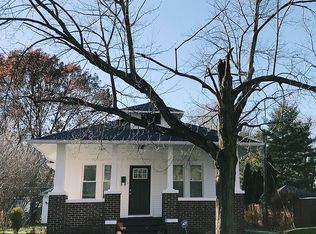 215 N Sunnyside Ave, South Bend, IN 46617