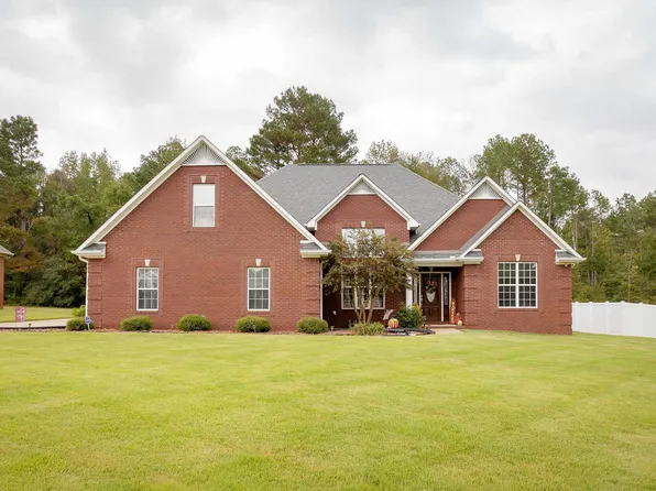 346 Deer Creek Dr, Killen, AL 35645
