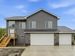 425 N Stewart St, North Liberty, IA 52317
