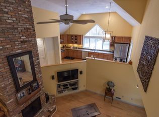 25 Farm Hill Rd, Natick, MA 01760