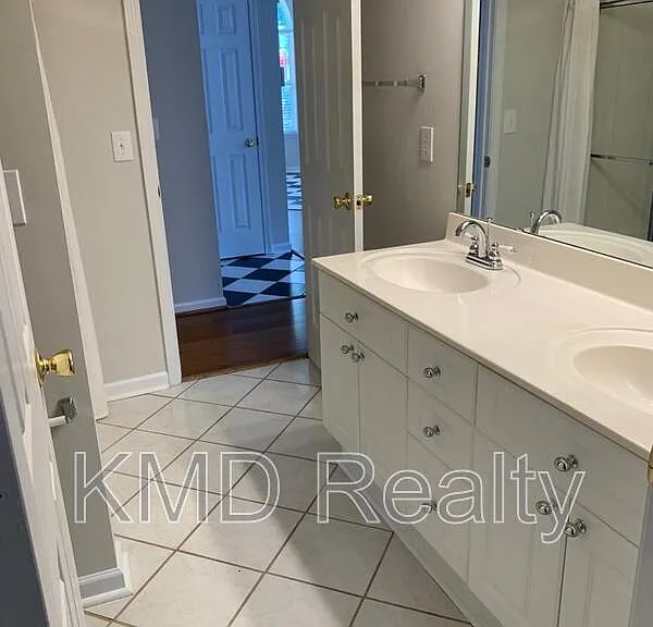 9731 Elizabeth Townes Ln — Photo 19