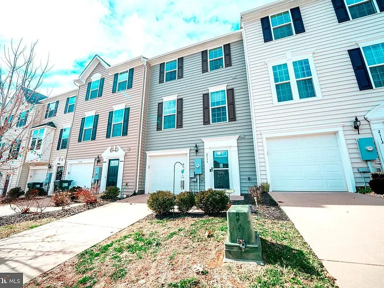2111 Elm Tree Knl — Photo 17