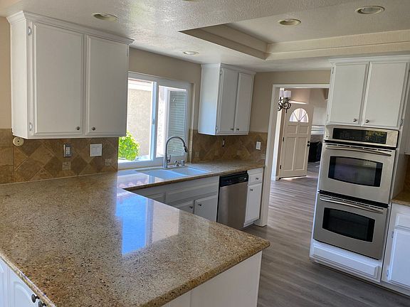 3rd image of 2486 Abbeywood Ct