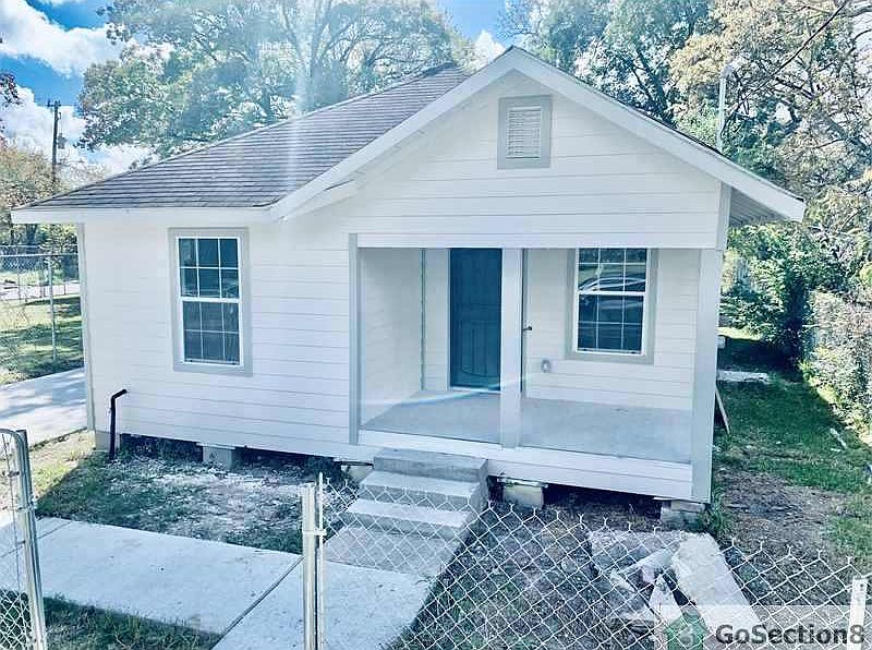 1st image of 3024 Anita St