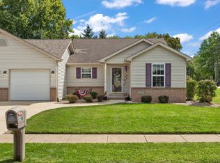 1100 Pine Creek Rd, Valparaiso, IN 46383