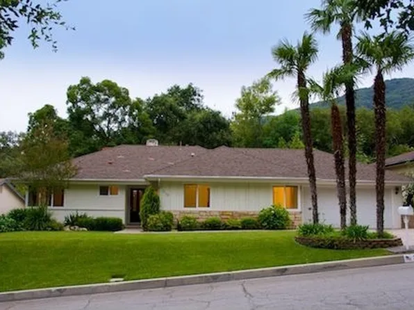 3730 Cedarbend Dr, Glendale, CA 91214
