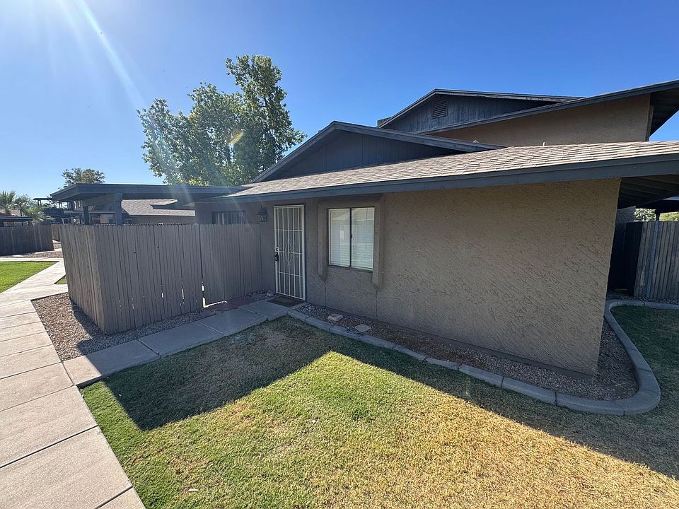 1st image of 286 W Palomino Dr Unit 101