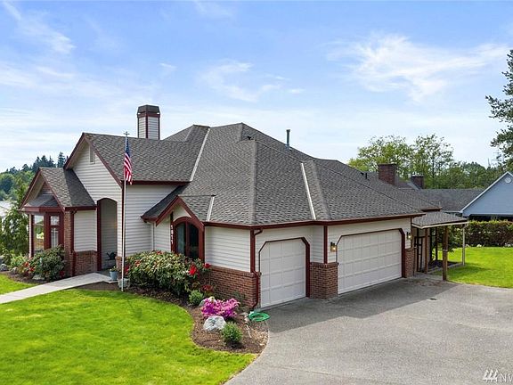2nd image of 1811 Blackman Shores Pl