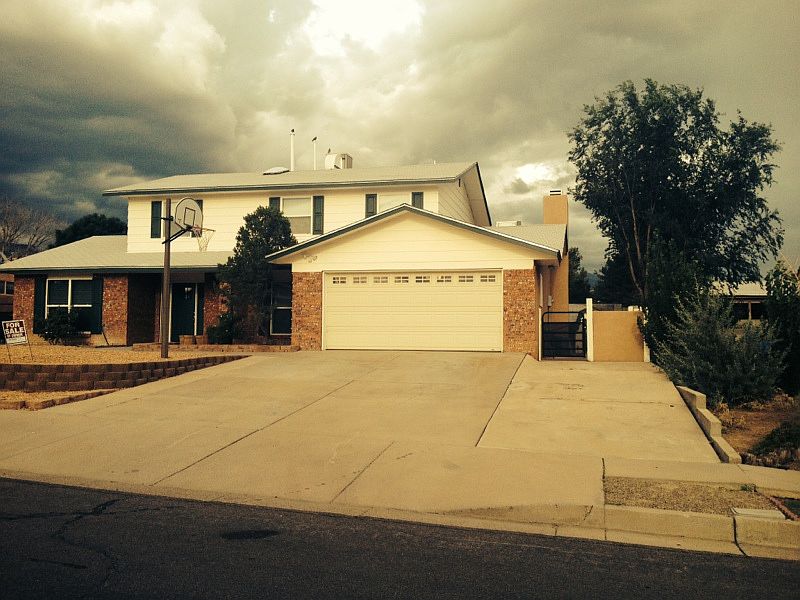 1st image of 6300 Lola Dr NE
