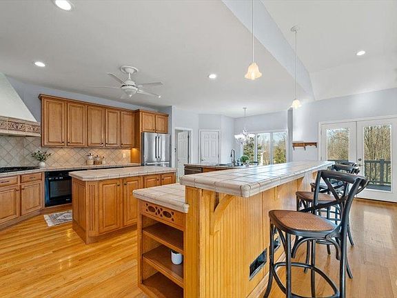 4th image of 5781 Catawba Ct