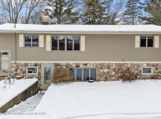 10186 N Shaytown Rd, Mulliken, MI 48861