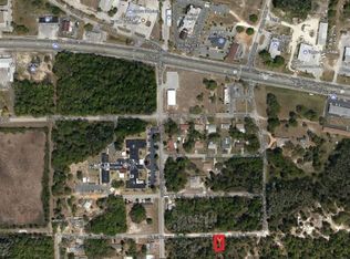 907 NE 1st Ter, Crystal River, FL 34429