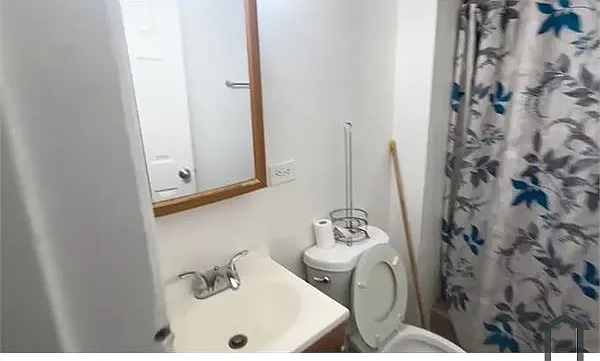 2485 Elm Pl #1B — Photo 7