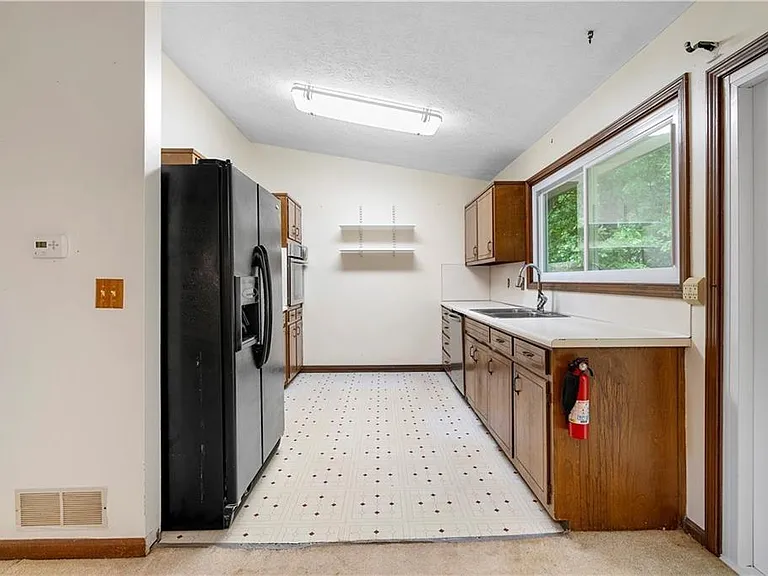 3260 Creek Hollow Dr — Photo 4
