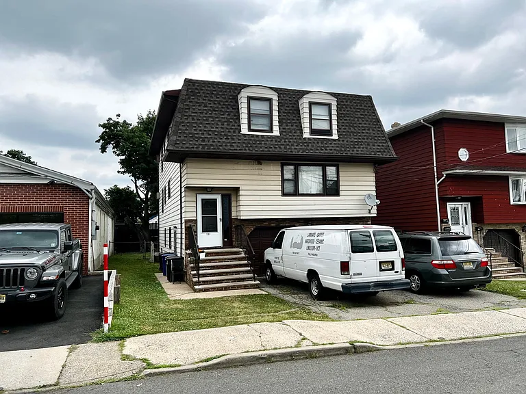 133 Washington St #1 — Photo 1